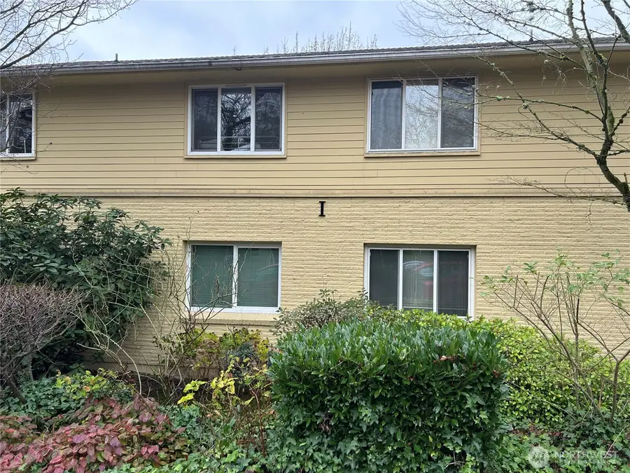 4717 Terrace Drive Ne #4717, Seattle, WA 98105 - Image #2