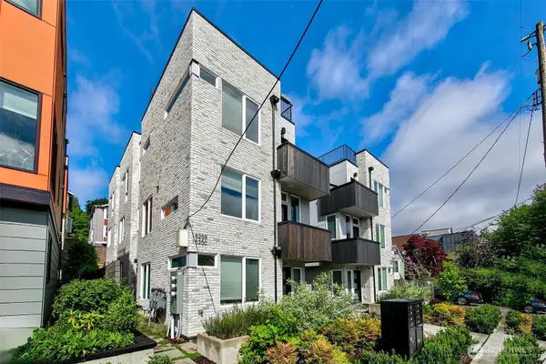 1525 17th Avenue S, Seattle, WA 98144