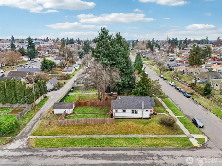 3601 S Ainsworth Avenue, Tacoma, WA 98418 - Image #2
