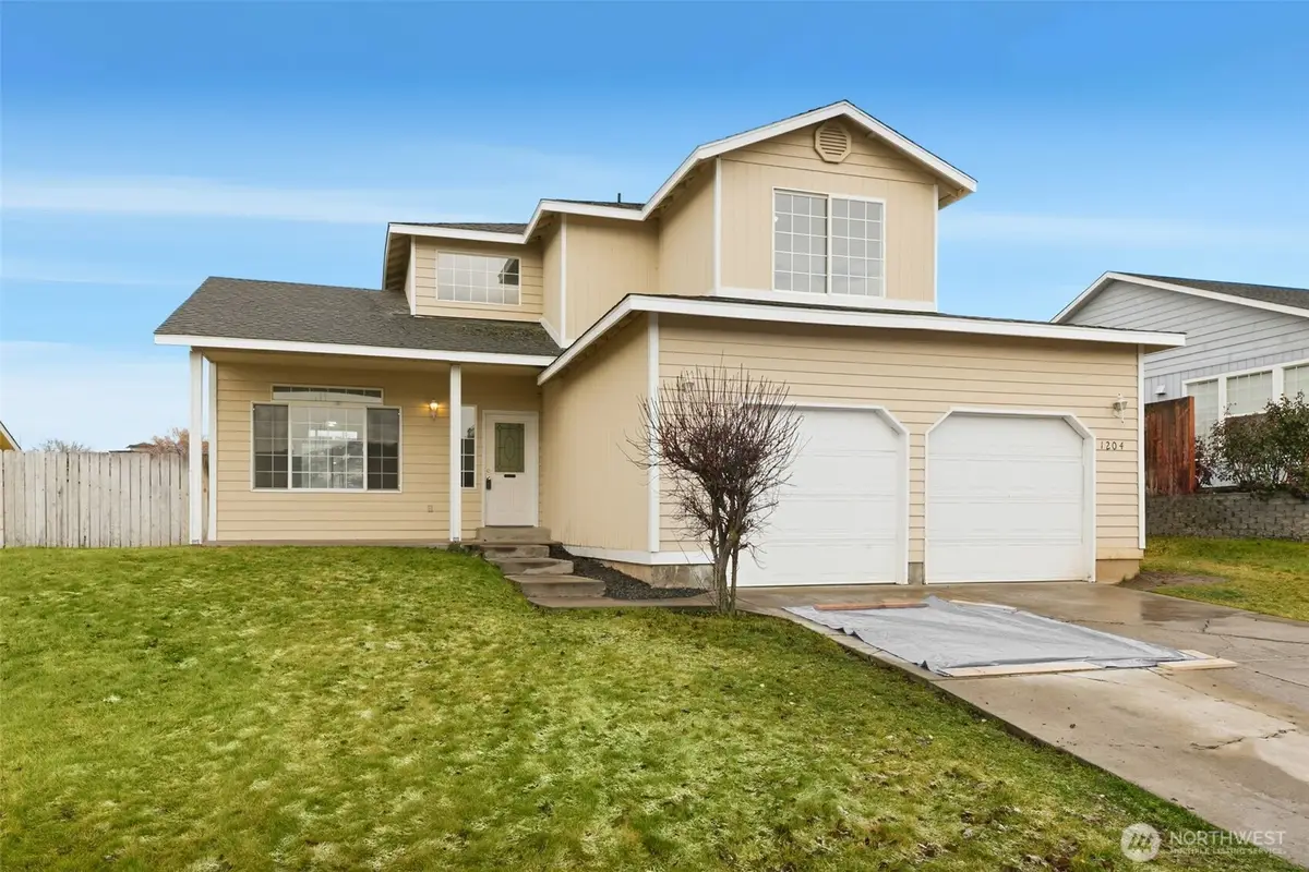 1204 W Home Avenue, Selah, WA 98942 - Image #1