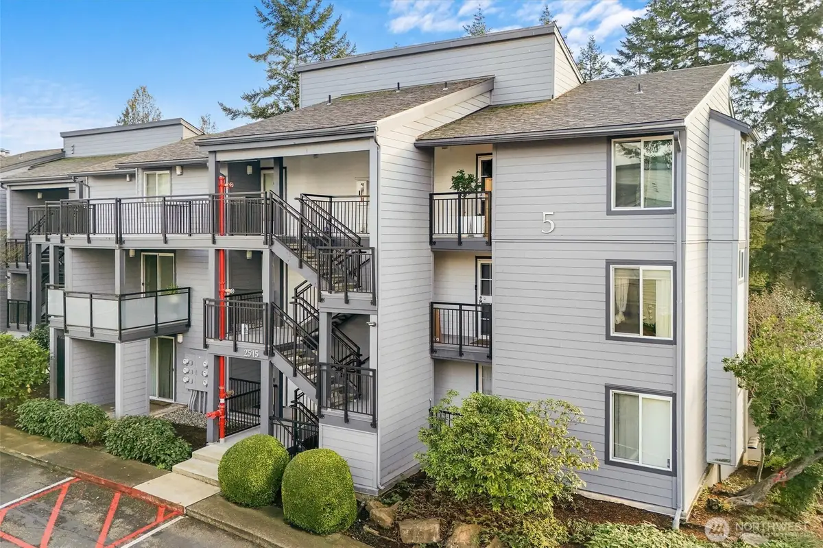 2515 NE 4th Street #522, Renton, WA 98056 - Image #1