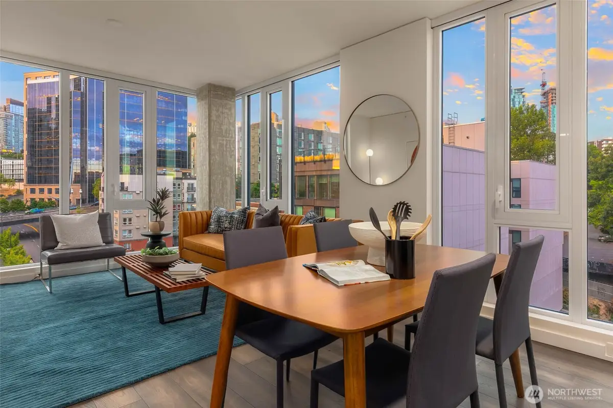 450 S Main St #901, Seattle, WA 98104 - Image #1