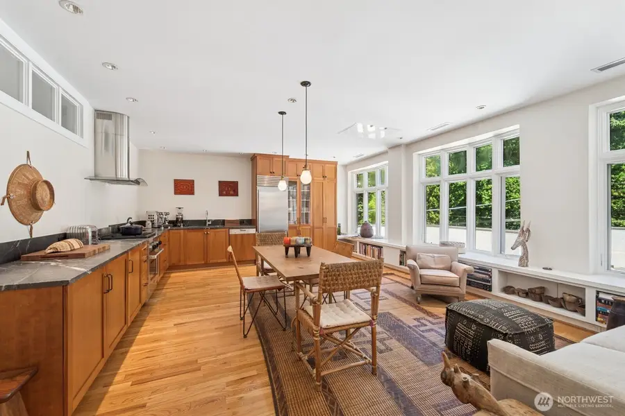 2809 Mount Rainier Drive S #4, Seattle, WA 98144 - Image #3