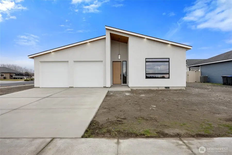 501 S Sand Dune Road, Moses Lake, WA 98837 - Image #3