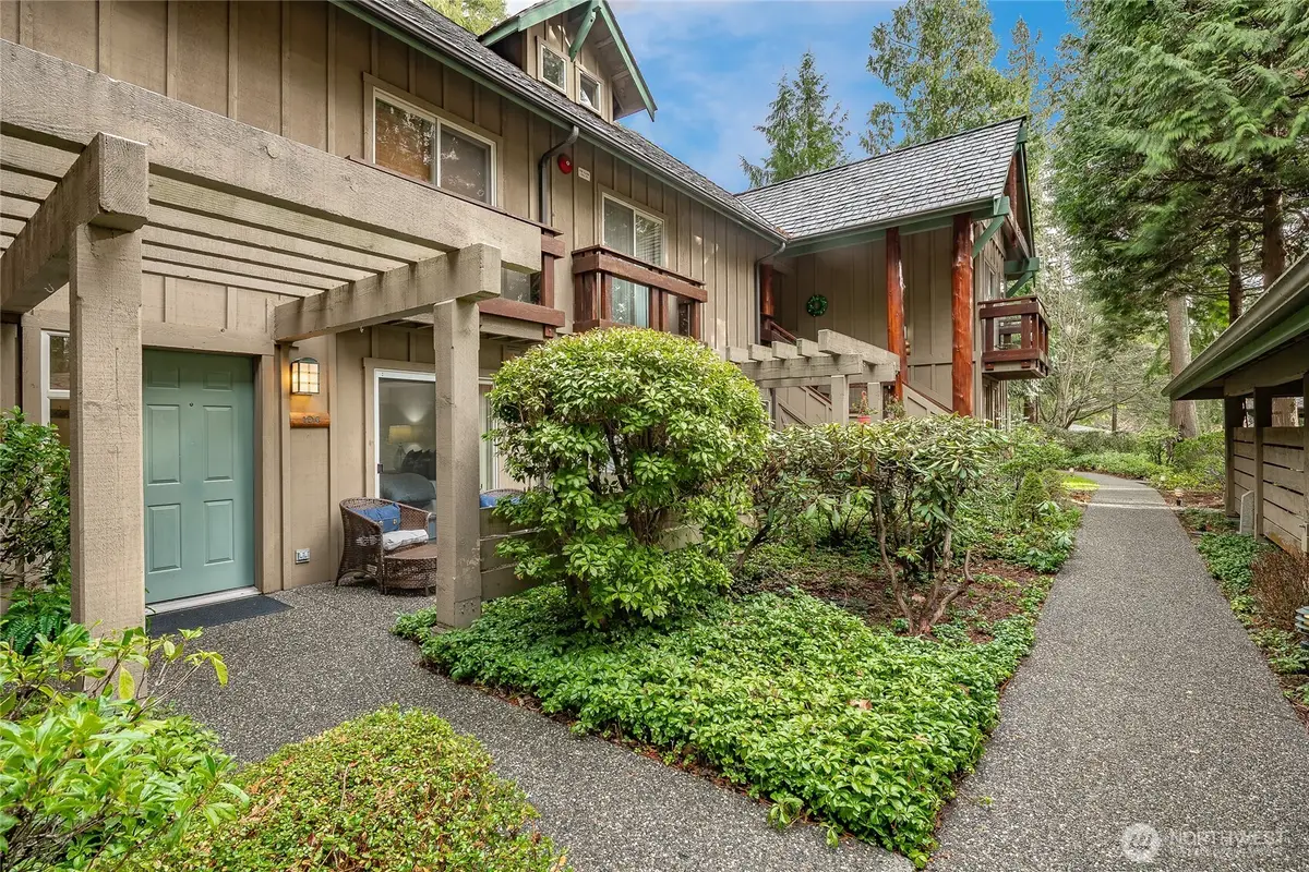 5438 Snow Goose Lane #104, Blaine, WA 98230 - Image #1