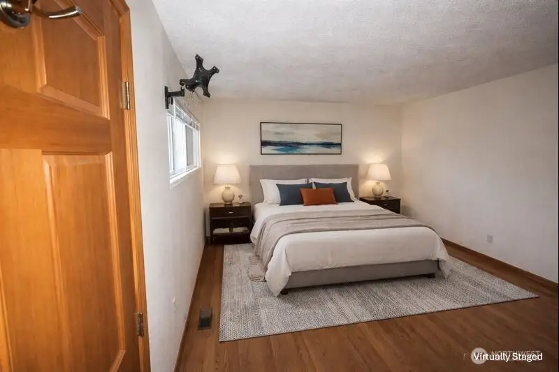 13015 Brownsville Highway Ne, Poulsbo, WA 98370 - Image #2