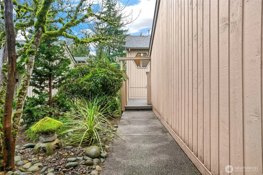 2940 Kennewick Place Ne, Renton, WA 98056 - Image #2