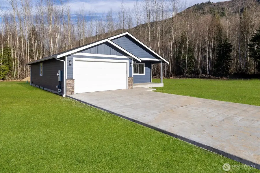 6494 Watson Loop, Maple Falls, WA 98266 - Image #2