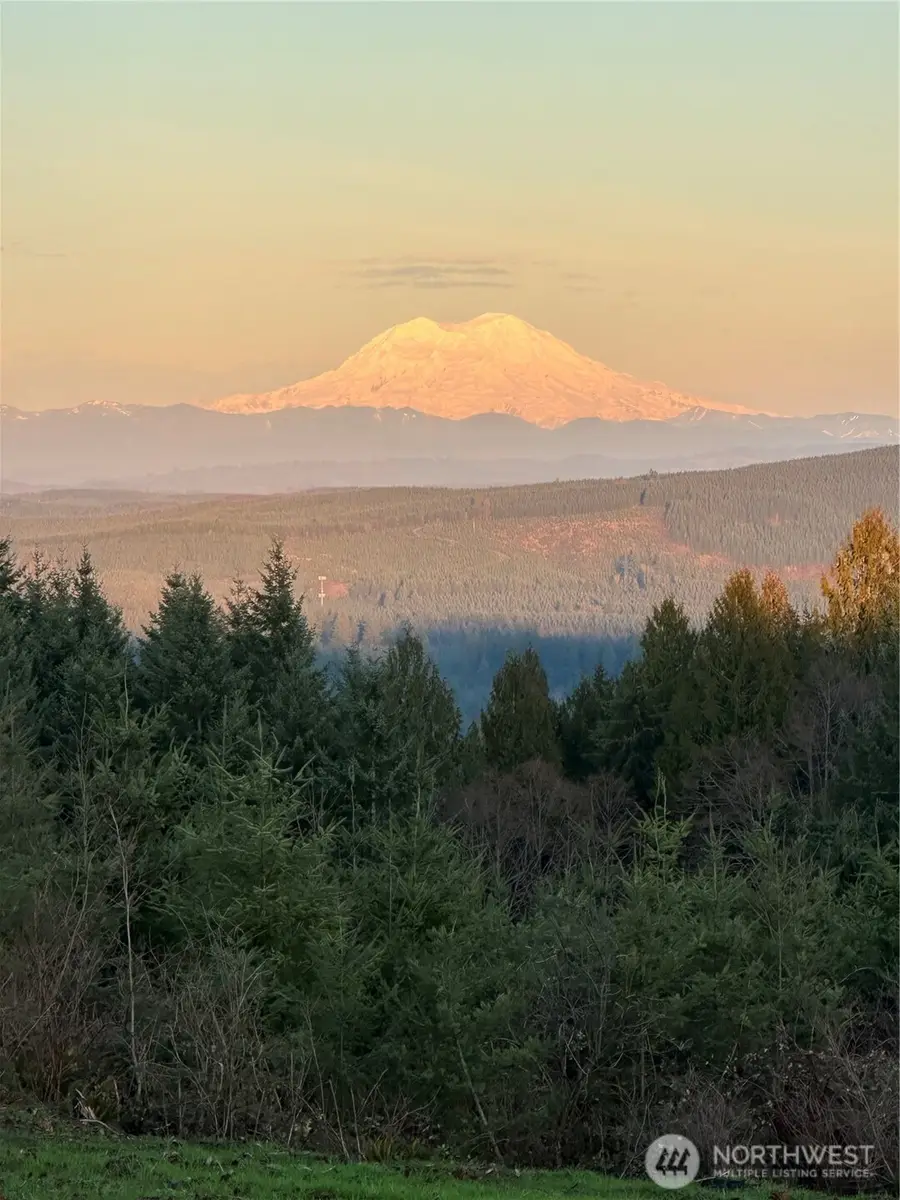 212 Suncrest Drive #1, Castle Rock, WA 98611 - Image #3