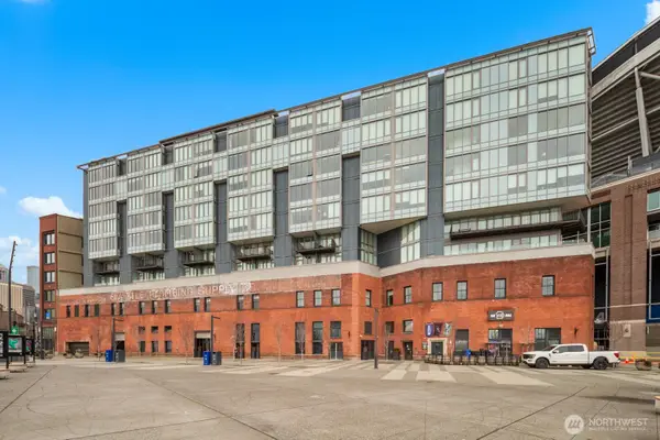 590 1st Avenue S #901, Seattle, WA 98104