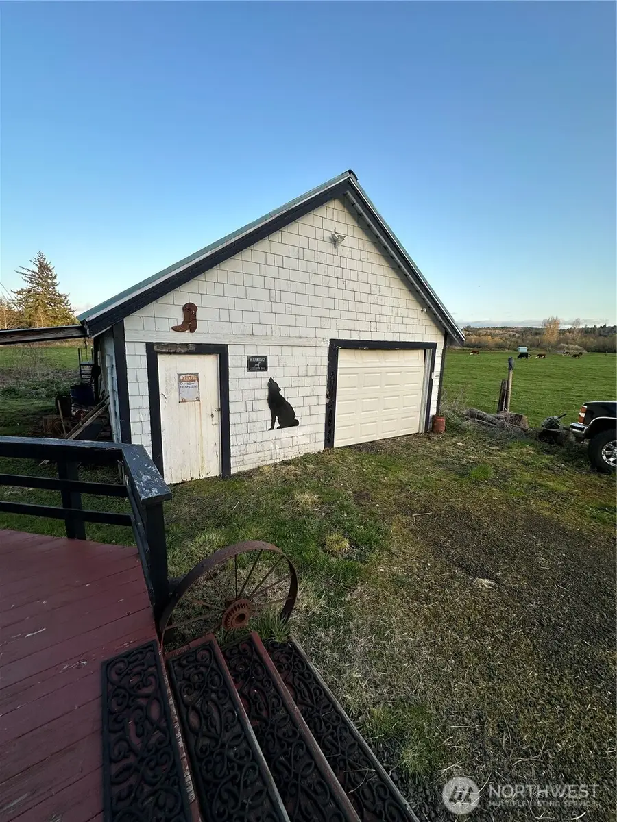 2535 Heckard Road, Raymond, WA 98577 - Image #3