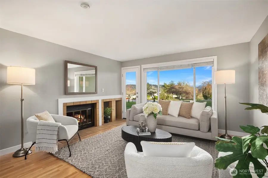 7004 155th Place Ne #7004, Redmond, WA 98052 - Image #2