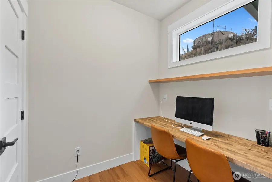 2053 Broadcrest Court, Wenatchee, WA 98801 - Image #3