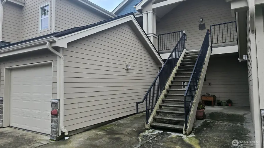 4319 SE Issaquah-pine Lake Road #905, Sammamish, WA 98075 - Image #2