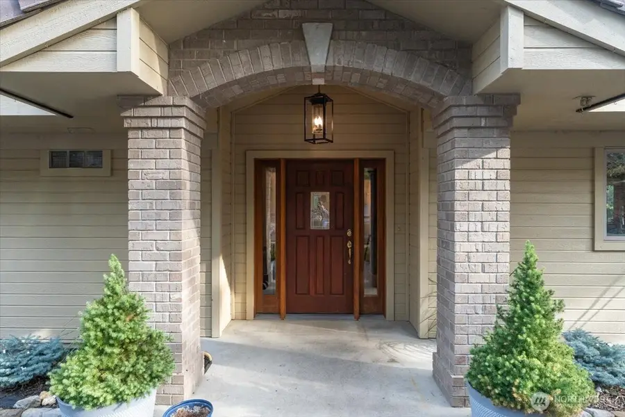 652 Meadows Drive, Wenatchee, WA 98801 - Image #2