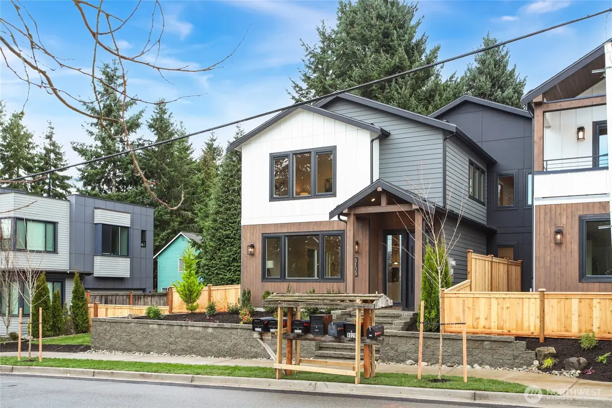 8108 126th Avenue Ne, Kirkland, WA 98033 - Image #1