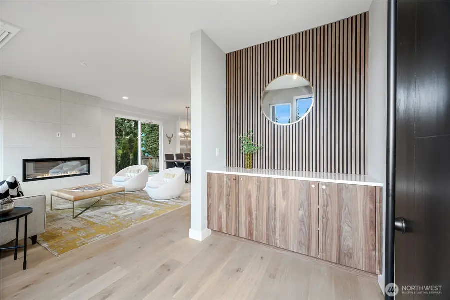 8108 126th Avenue Ne, Kirkland, WA 98033 - Image #3