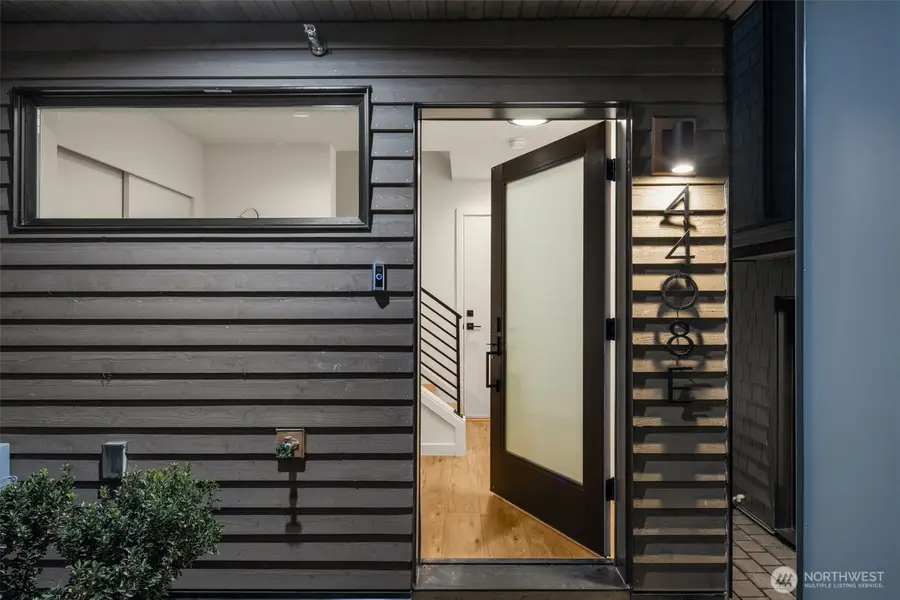 4408 50th Avenue S, Seattle, WA 98118 - Image #3