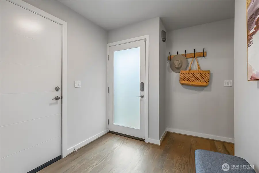 2007 NW 63rd Street #B, Seattle, WA 98107 - Image #2