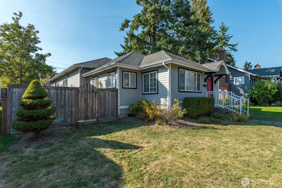 1418 Oakes Avenue, Everett, WA 98201 - Image #2