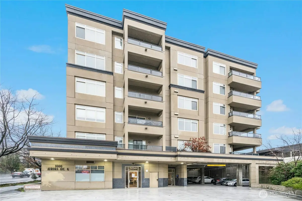 1000 Aurora Avenue N #409, Seattle, WA 98109 - Image #1