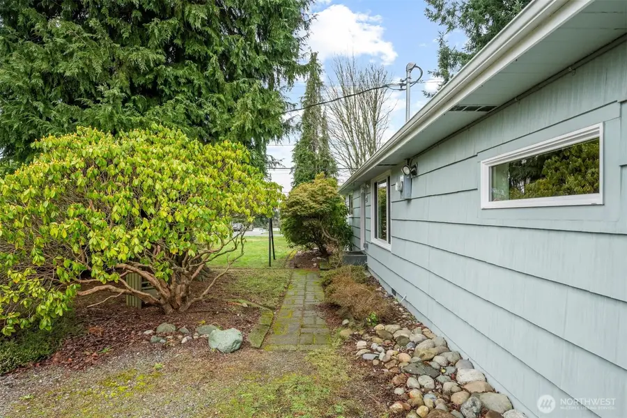 6205 W Beech Street, Everett, WA 98203 - Image #2