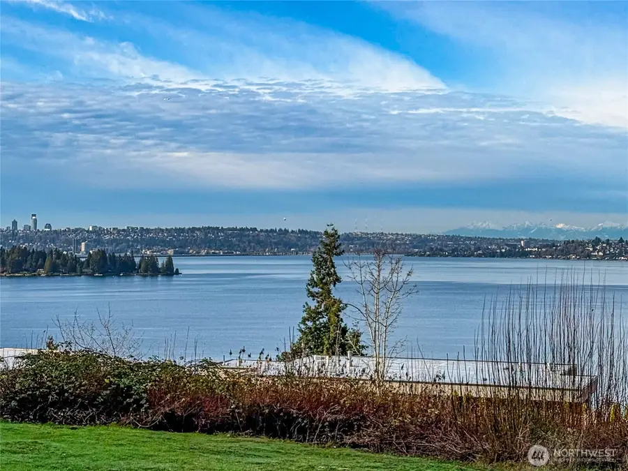 5833 104th Avenue Ne, Kirkland, WA 98033 - Image #3