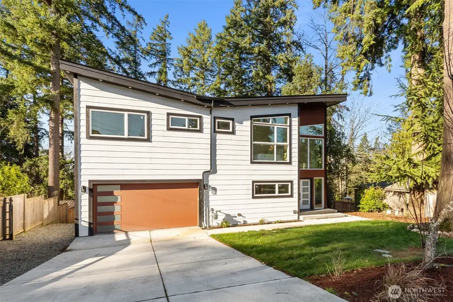 4103 151st Ave Se, Bellevue, WA 98006 - Image #2
