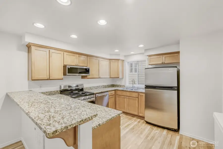 12323 10th Place Ne #C, Seattle, WA 98125 - Image #3