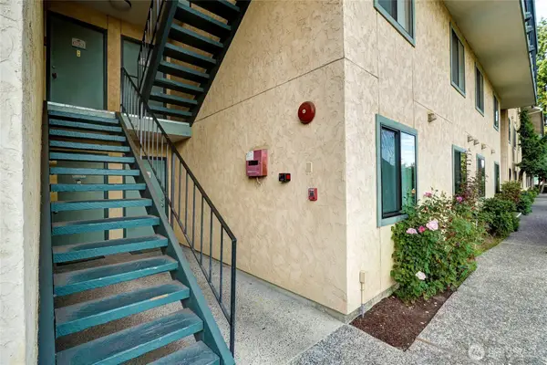 14331 124th Avenue Ne #C22, Kirkland, WA 98034