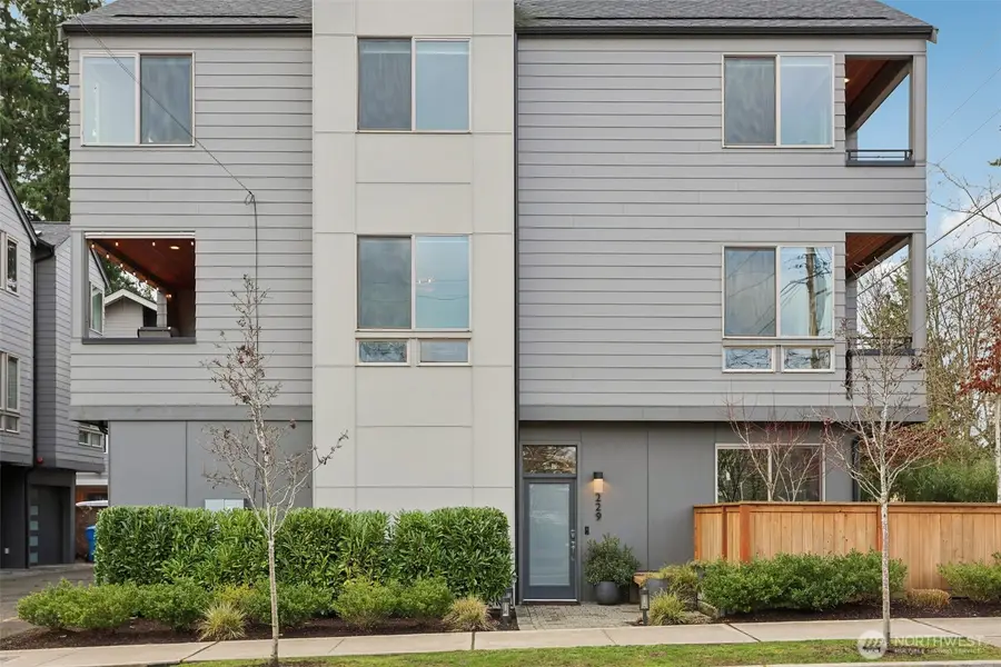 229 NE 185th Street, Shoreline, WA 98155 - Image #2