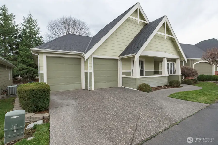 755 SE Heron Drive, College Place, WA 99324 - Image #2