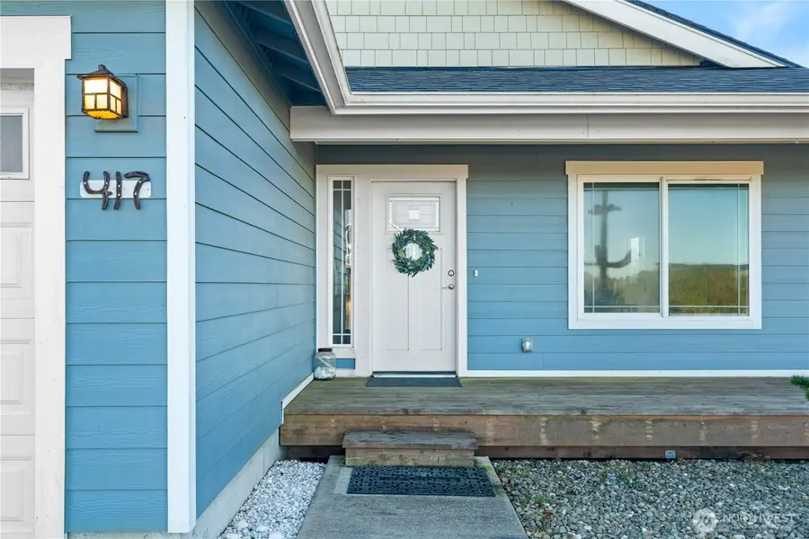 417 Riviera Street Sw, Ocean Shores, WA 98569 - Image #2