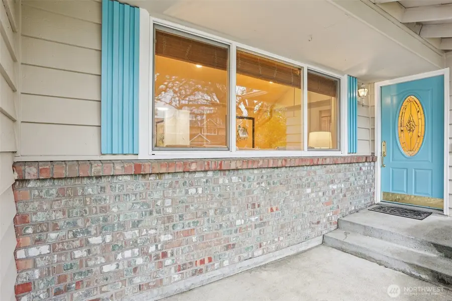 5733 155th Avenue Ne, Redmond, WA 98052 - Image #3