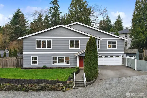 11551 34th Avenue Ne, Seattle, WA 98125