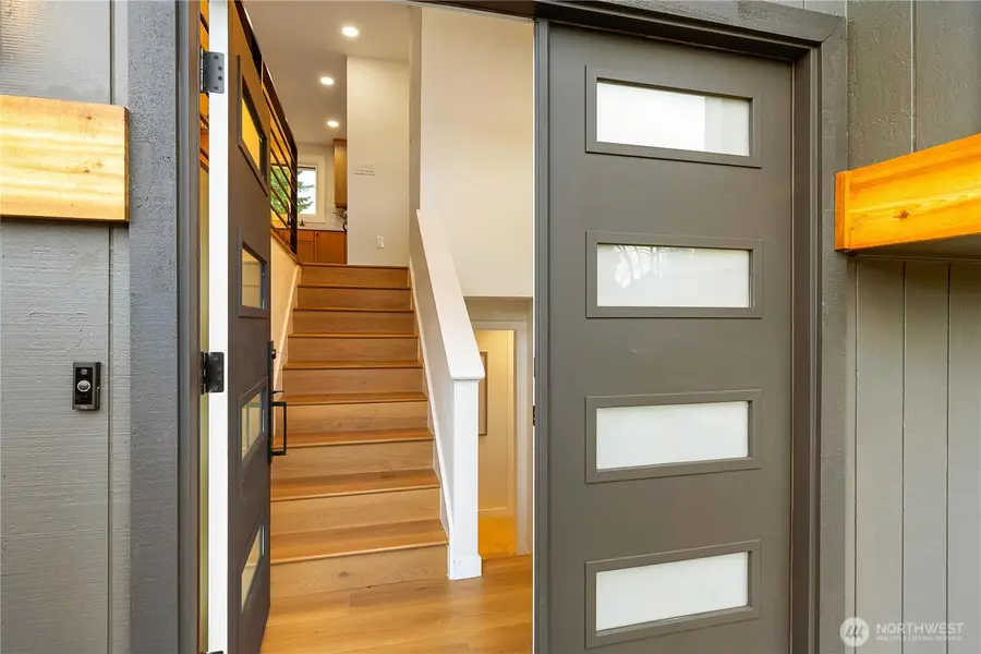 15833 NE 110th Street, Redmond, WA 98052 - Image #2