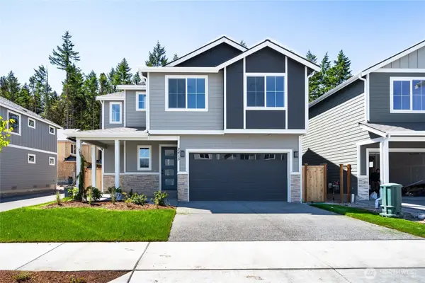 2431 SW Ridgeway Drive, Oak Harbor, WA 98277