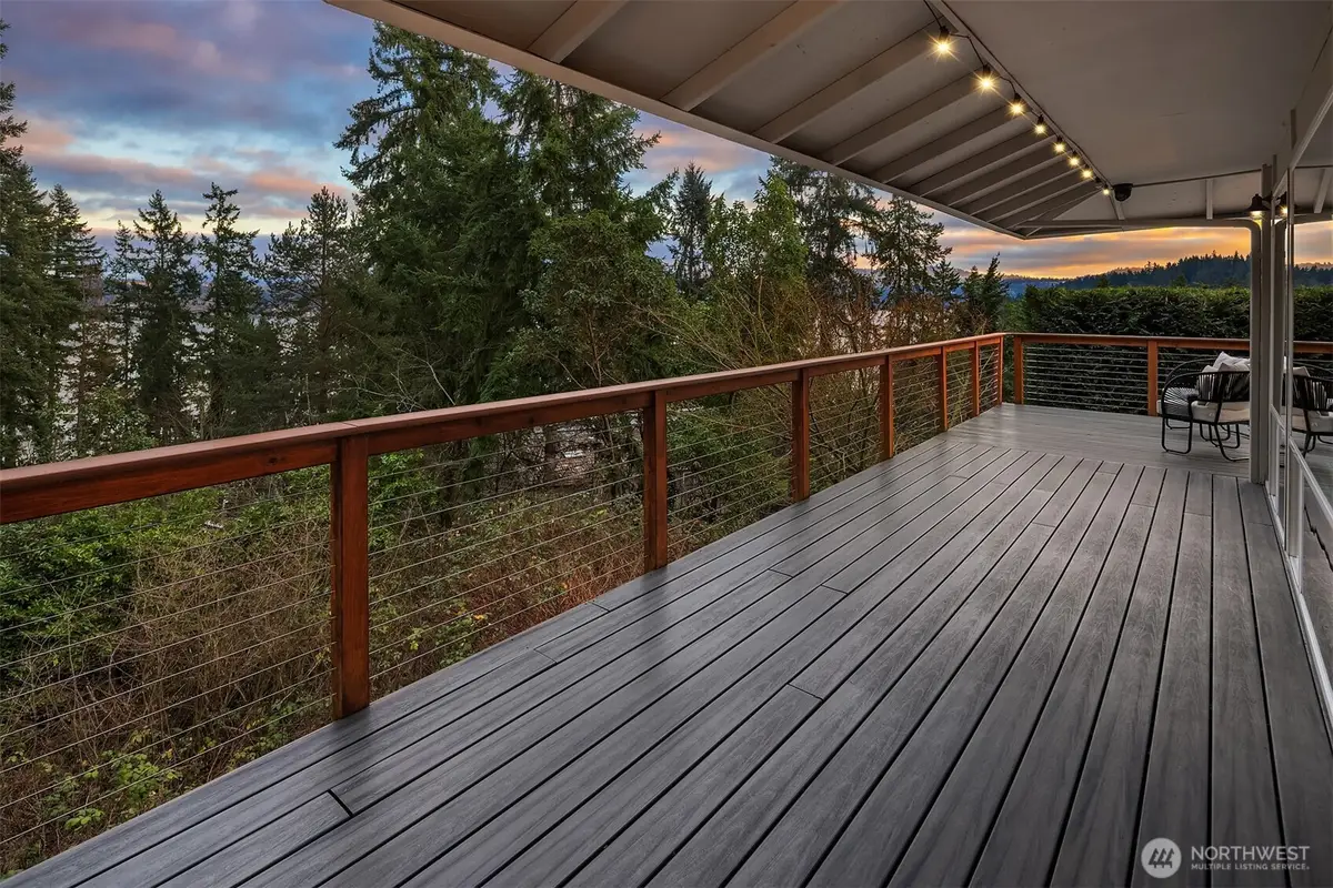 17505 NE 4th Place, Bellevue, WA 98008 - Image #1