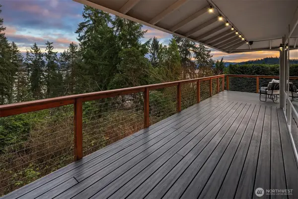 17505 NE 4th Place, Bellevue, WA 98008