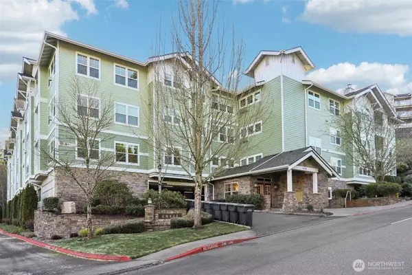 4406 Providence Point Place Se #301, Issaquah, WA 98029