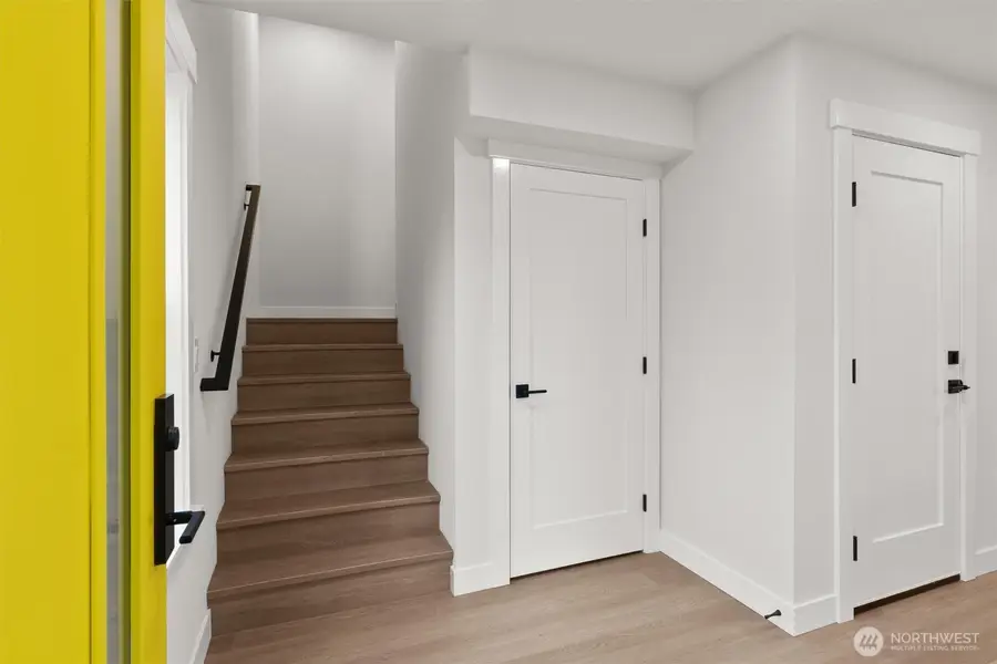 14308 Roslyn Place N, Seattle, WA 98133 - Image #3