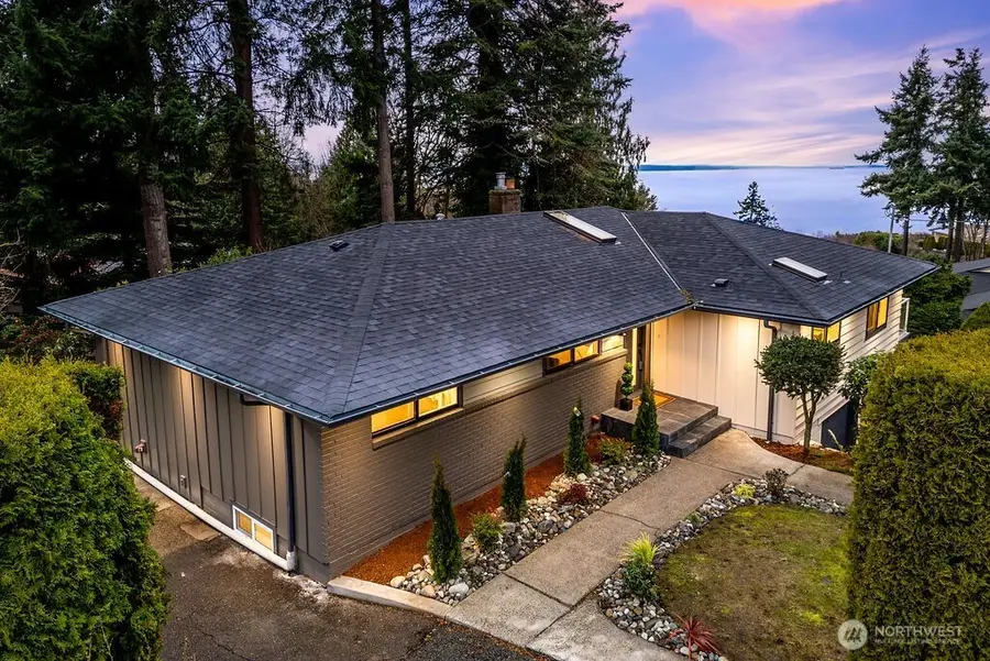 16858 76th Avenue W, Edmonds, WA 98026 - Image #2