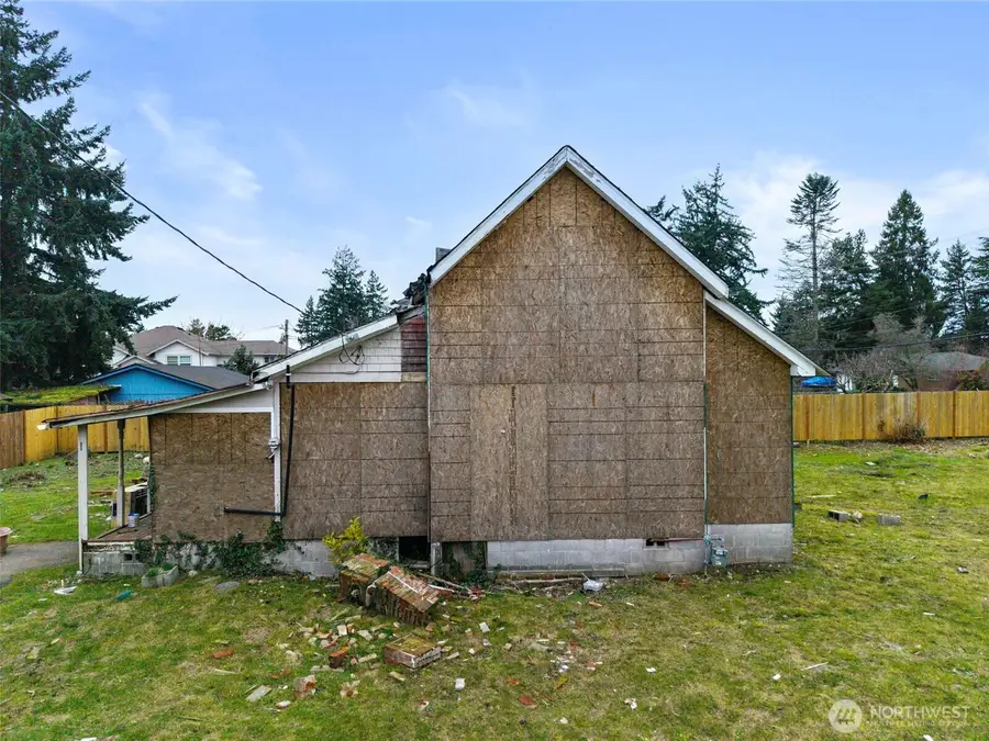 11205 12th Avenue Sw, Seattle, WA 98146 - Image #3