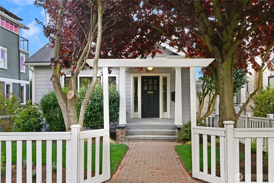 1611 10th Avenue W, Seattle, WA 98119 - Image #2
