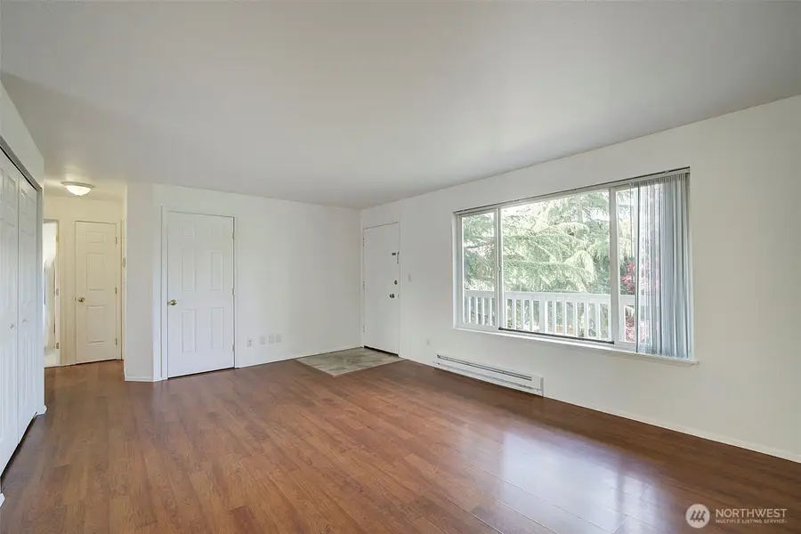 747 75th Street Se #B203, Everett, WA 98203 - Image #2