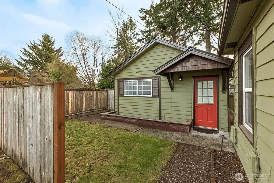 2217 Bush Nw, Olympia, WA 98502 - Image #2