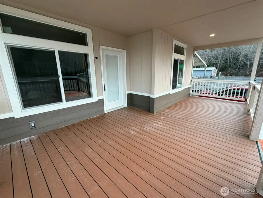 2010 Broadway Avenue #20, Hoquiam, WA 98550 - Image #3