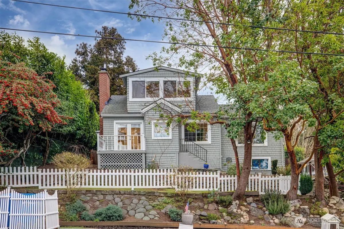 2726 50th Avenue Sw, Seattle, WA 98116 - Image #1