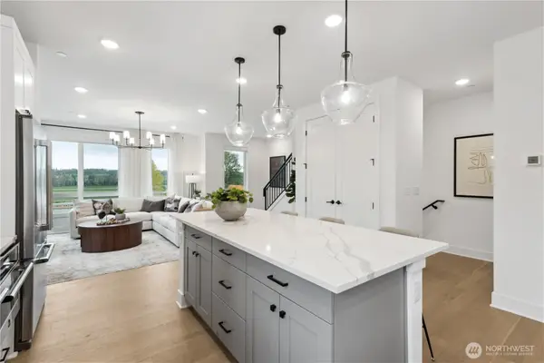 12255 138th Place Ne #1701, Redmond, WA 98052