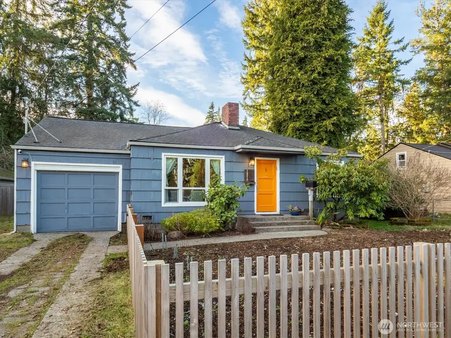 16519 25th Avenue Ne, Shoreline, WA 98155 - Image #2